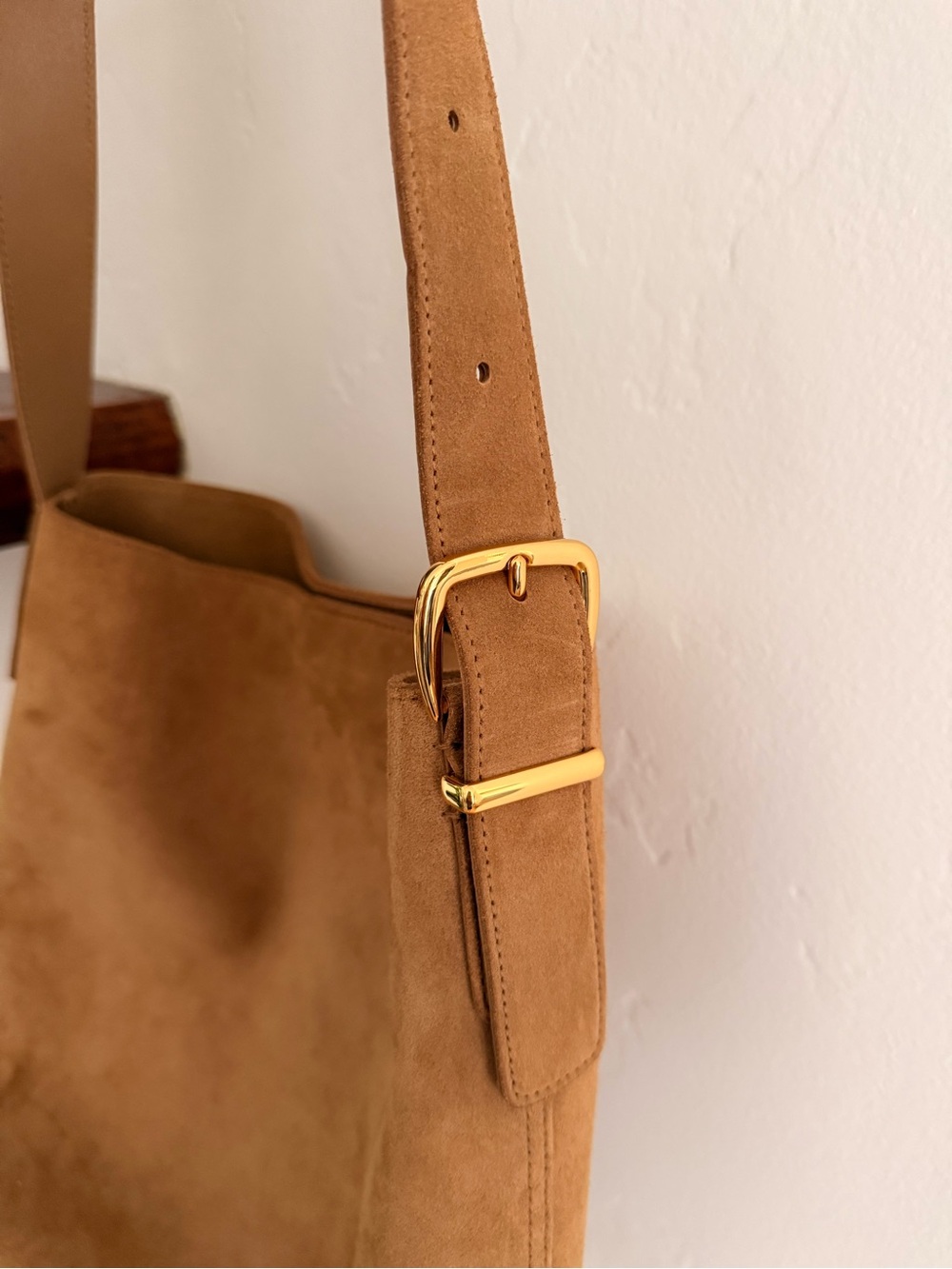 Madewell The Essential Bucket Tote in Tawny Khaki Suede Boho Chic Minimalist - Picture 7 of 10